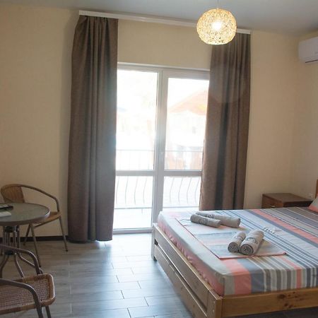 Apelsin Hotel Koblevo Ngoại thất bức ảnh